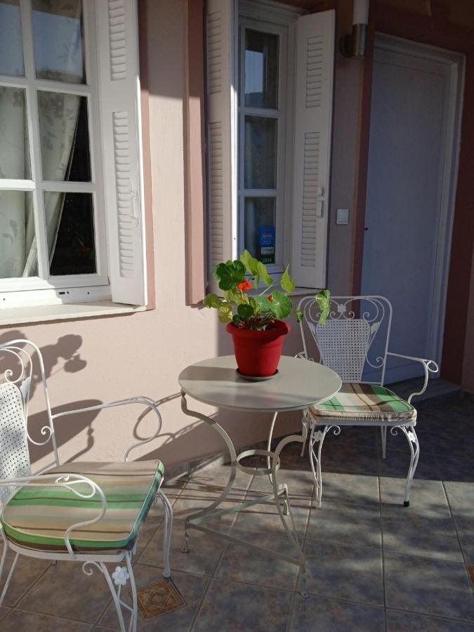 Andros Lighthouse Apartments Mesaria  Exterior foto